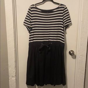 Kate Spade navy/white dress